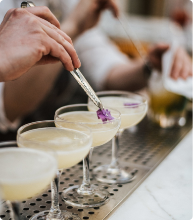 Signature Cocktails 101: Crafting Unique Drinks for Your Event